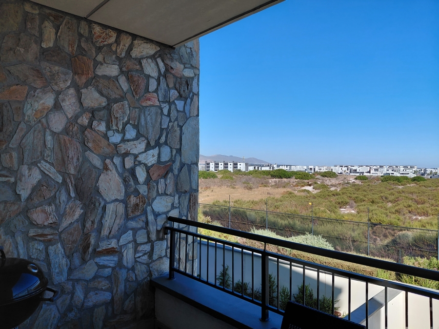 To Let 2 Bedroom Property for Rent in Sandown Western Cape